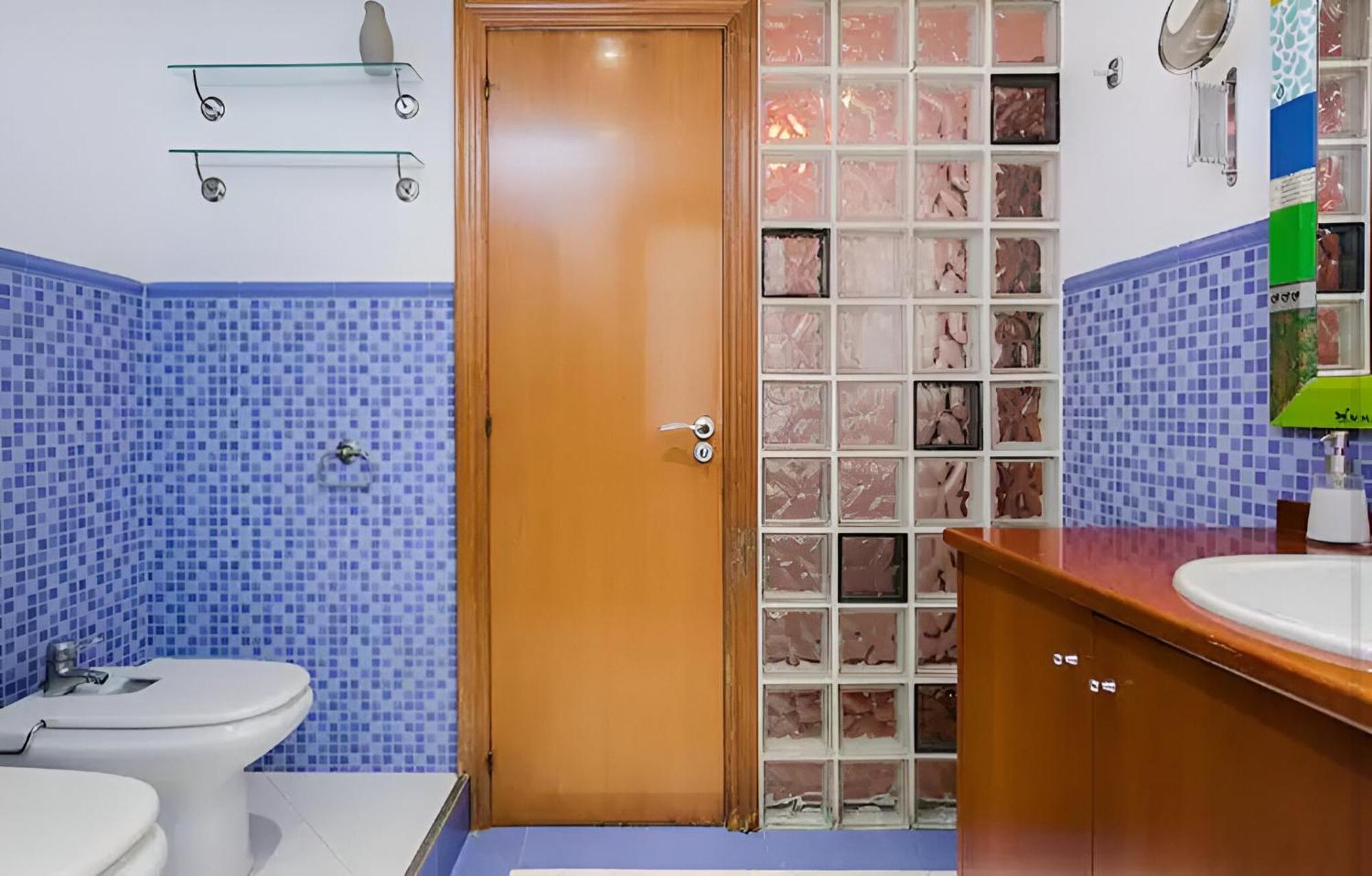 Ferienwohnung Acogedor Piso En Barcelona Exterior foto