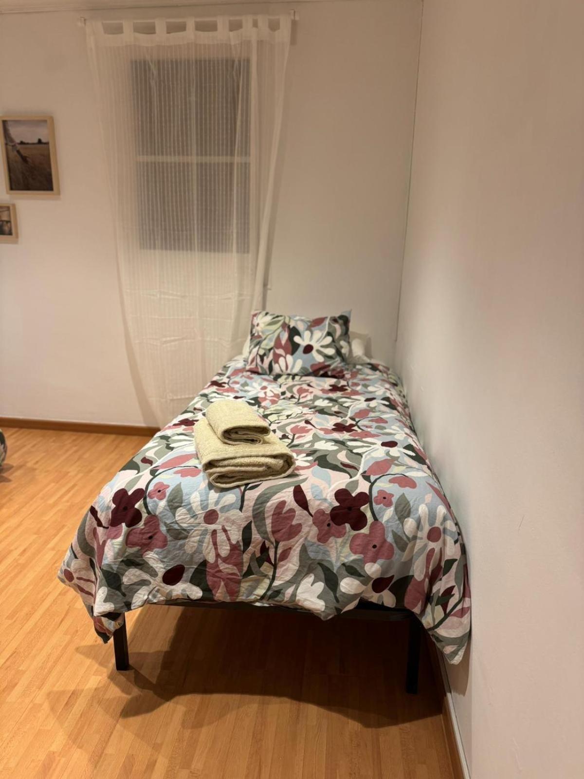 Ferienwohnung Acogedor Piso En Barcelona Exterior foto